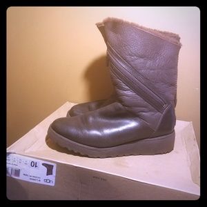 Side zip brown leather ugg boots